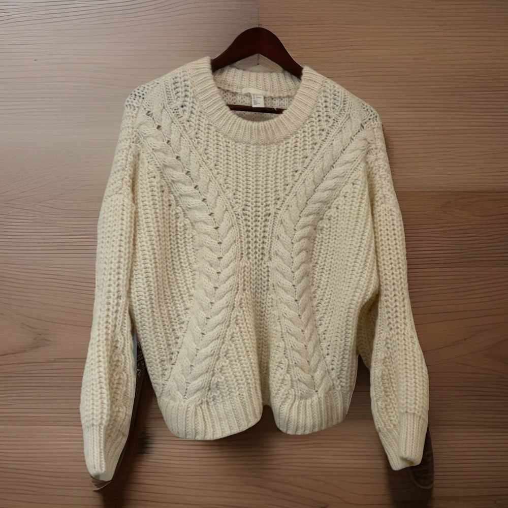 H&M Cable Chunky Knit Cream Sweater Long Sleeve Sz L Fisherman Cottagecore